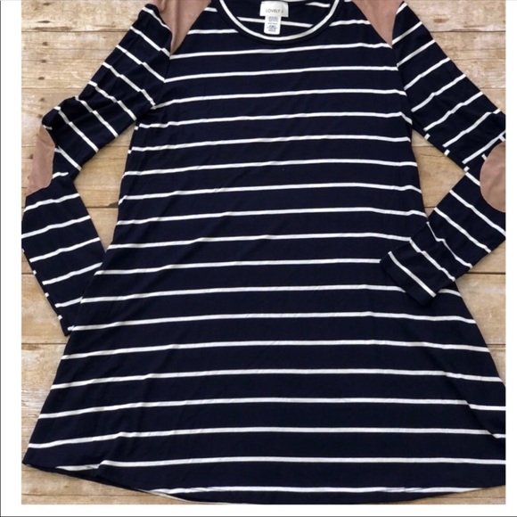 Black White Striped Tunic Shift Dress - Picture 2 of 4